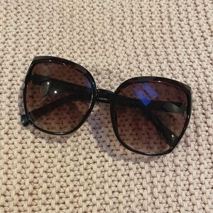 ✰ round oversized black sunglasses by tommy hilfiger ✰